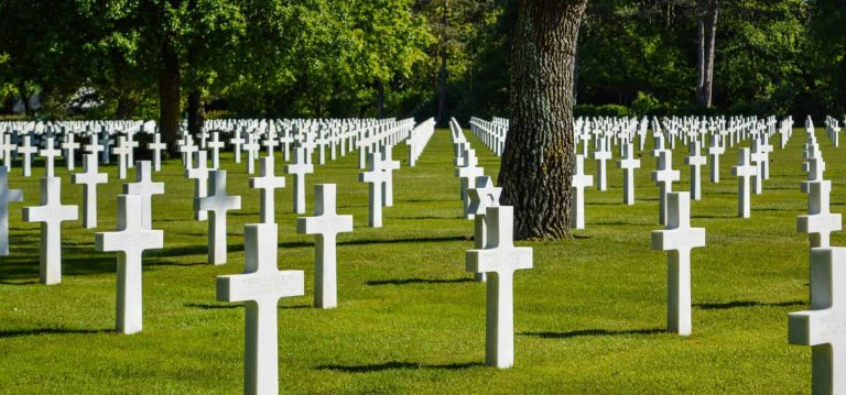 Covid-19: Después de 22 días, el Gobierno empieza a sepultar a los fallecidos
