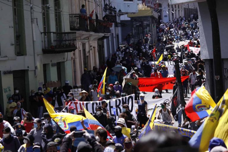 Asamblea Nacional aprueba la ley que vulnera los derechos del trabajador