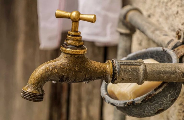 Habitantes de Rumiñahui pagan tarifas excesivas de agua desde 2017