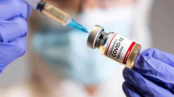 Gobierno alemán no recomienda uso de la vacuna AstraZeneca e mayores de 65