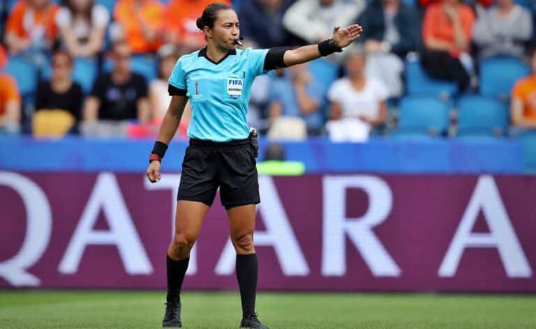 Por primera vez en Sudamérica una terna arbitral femenina dirigirá la Copa Libertadores