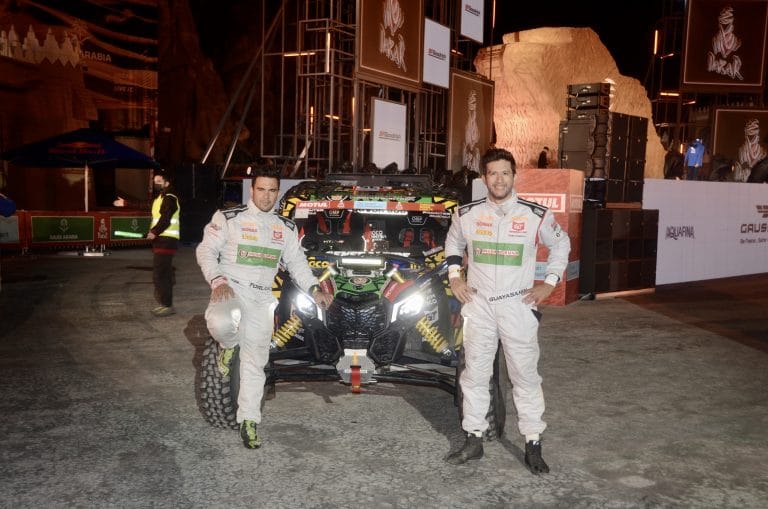 Guayasamín termina décimo quinto en el inicio del Dakar 2022