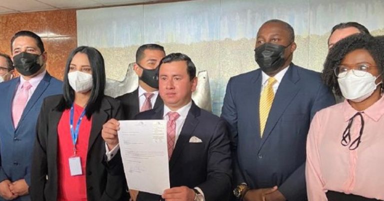 UNES pide retirar la solicitud de juicio político contra el Procurador UNES pide retirar la solicitud de juicio político contra el Procurador
