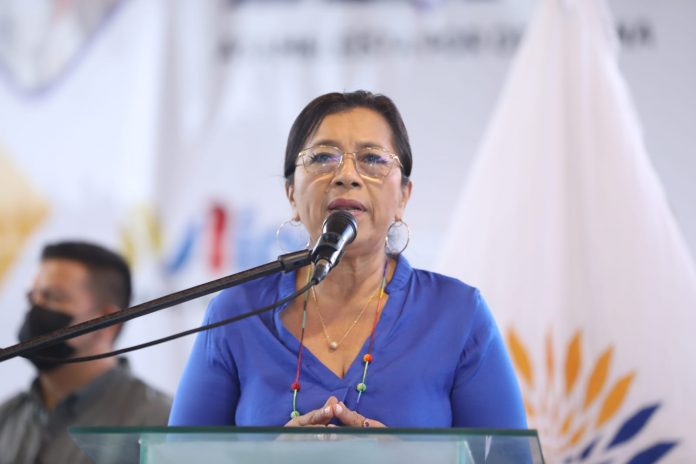 La presidenta de la Asamblea Nacional, Guadalupe Llori.