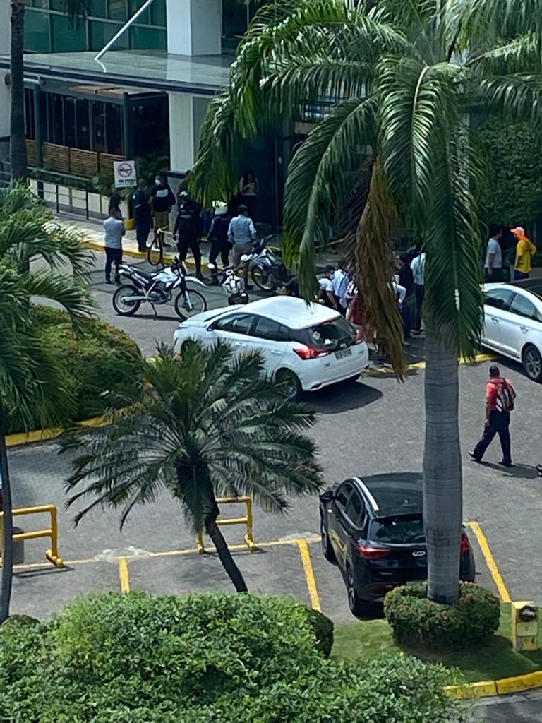 Asesinan a abogado en los exteriores de un hotel, en Guayaquil