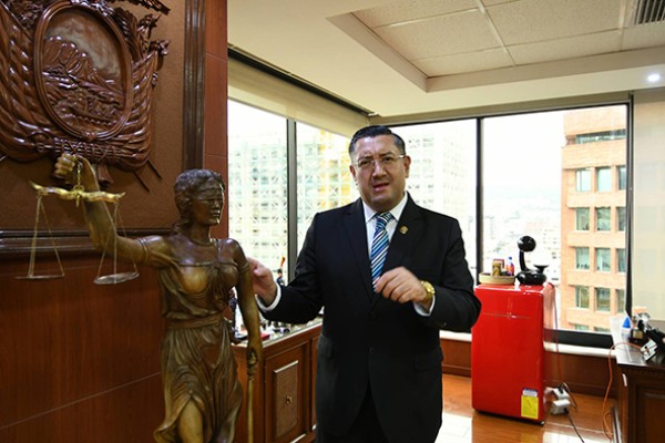 Iván Saquicela retorna como presidente de la Corte Nacional de Justicia