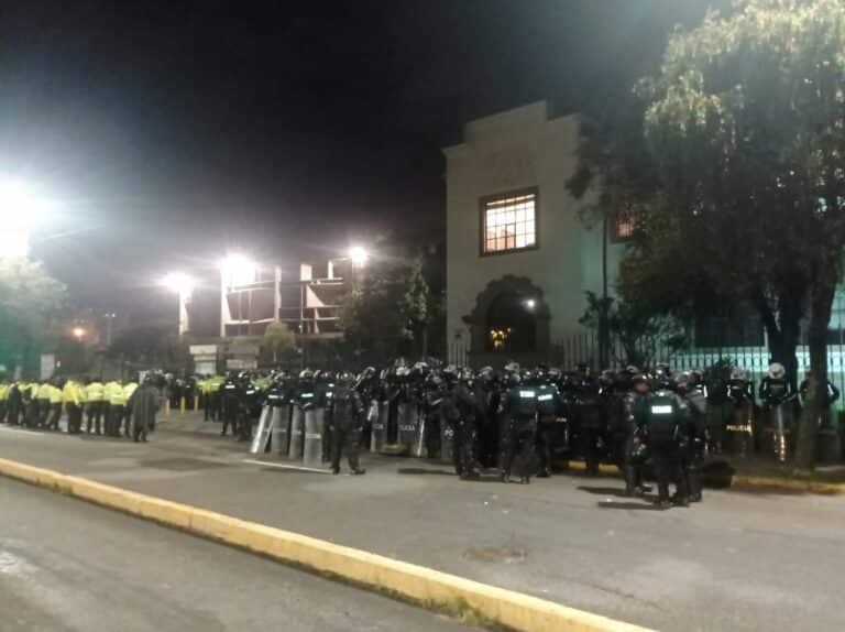 Policía Nacional toma la Casa de la Cultura; Carrillo lo justifica