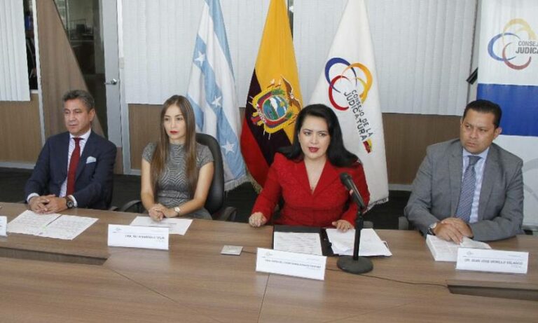 Asamblea aprueba el juicio político contra los vocales de la Judicatura