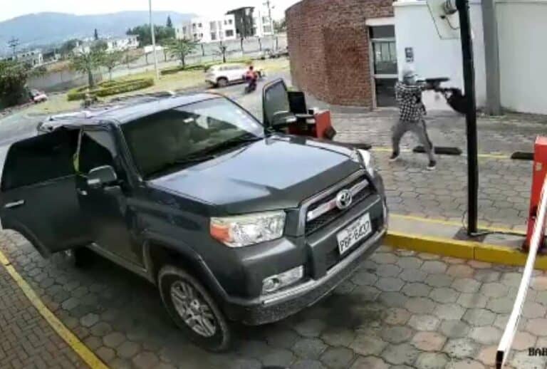 Camioneta involucrada en robo pasó a manos del Ministerio de Salud