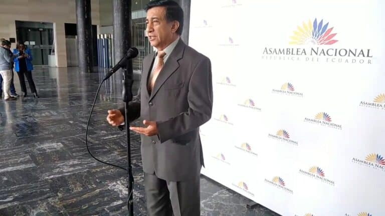 Lasso envía un peón para salvar a exconsejeros del Cpccs