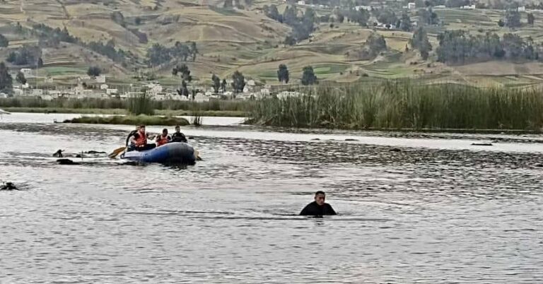 Naufragio en la Laguna de Colta dejó tres fallecidos