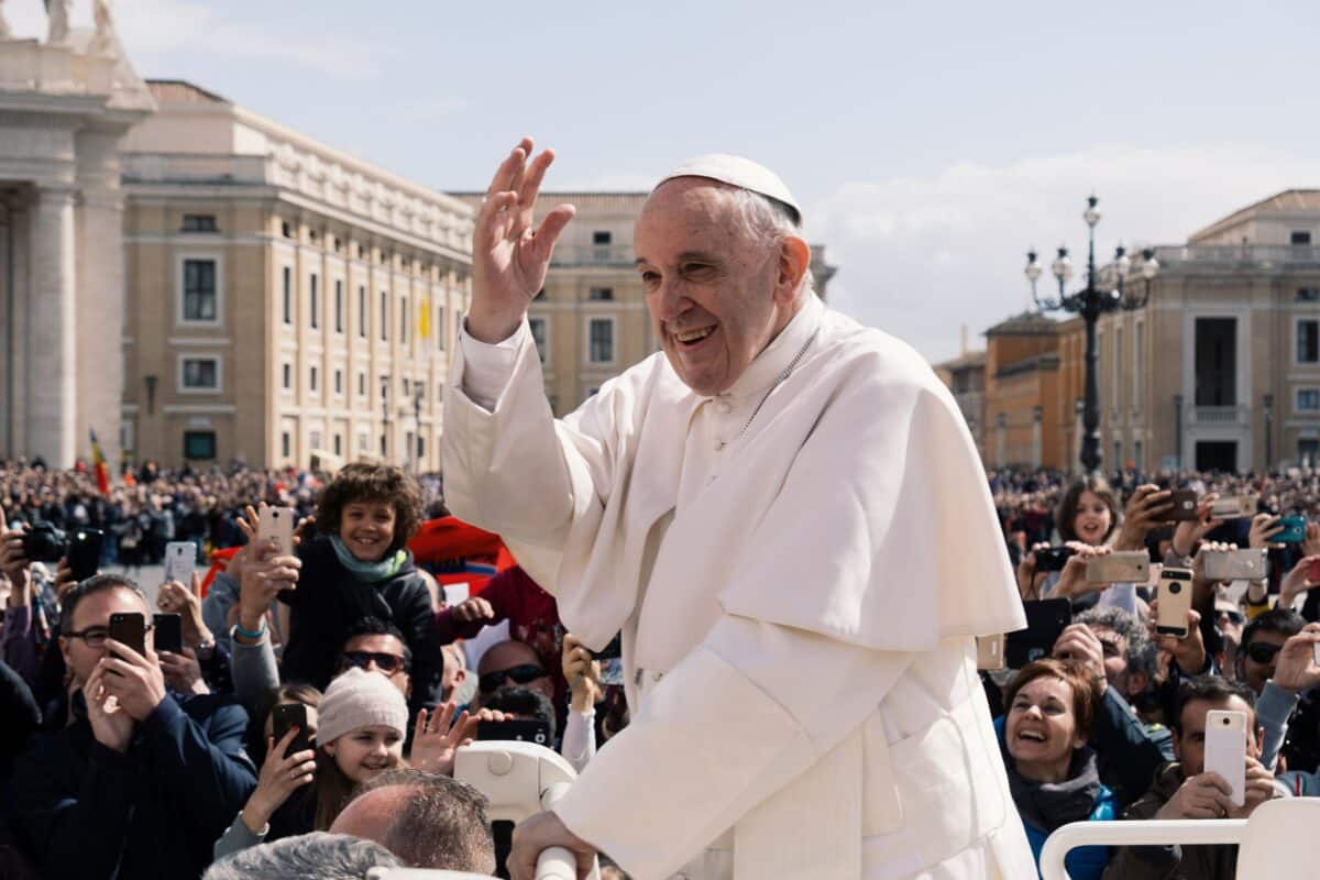 El papa Francisco dio su mensaje navideño. Foto de Ashwin Vaswani en Unsplash