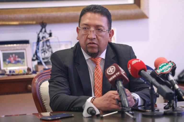 Saquicela: “esperamos las reformas a las FF.AA. para el primer debate”