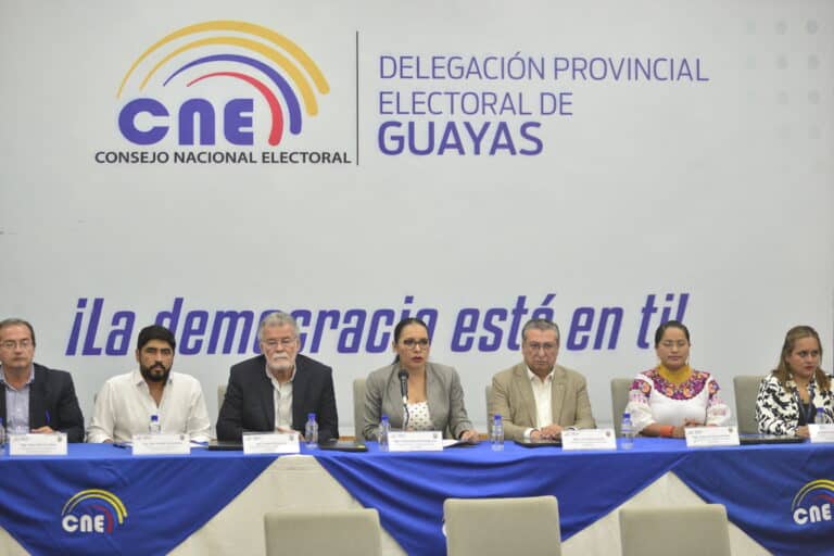 1.200 actas de recuento fueron encontradas en presunto centro paralelo del CNE Guayas