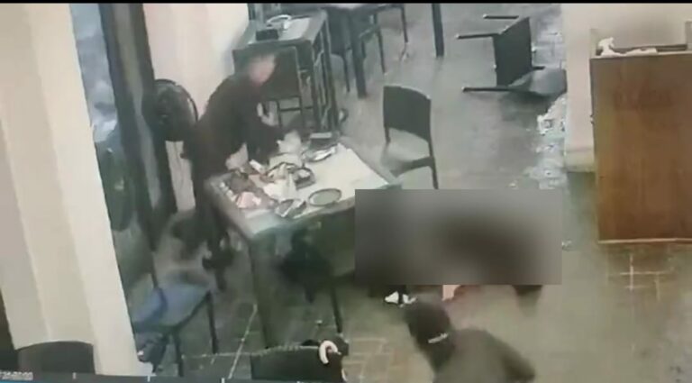 Hombre muere y otro se salva de sicariato en Plaza Lagos, en Guayaquil