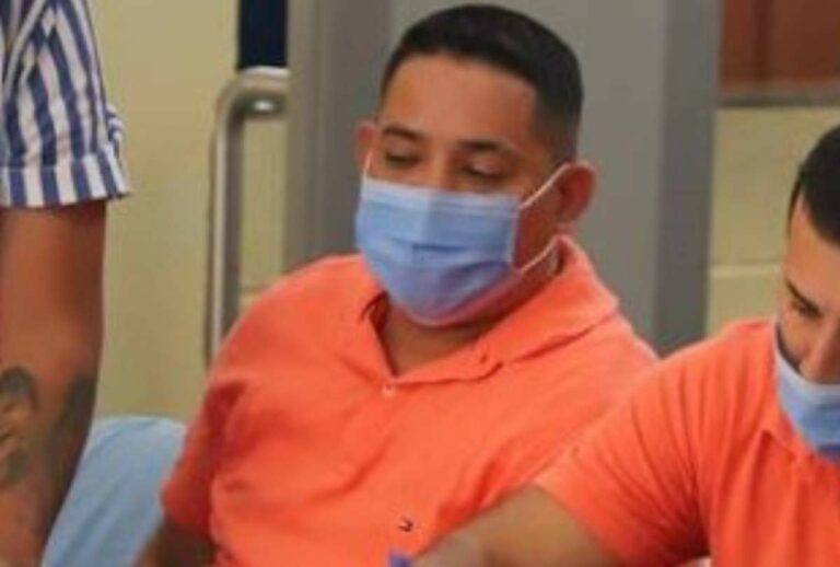 Junior Roldán, alias ‘JR’, fue declarado prófugo de la justicia