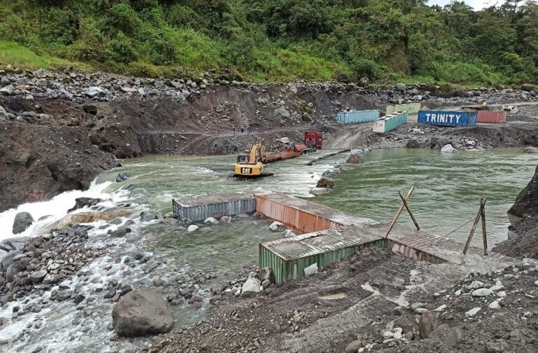 Contraloría emite glosas por USD 300 mil en proyecto del río Coca