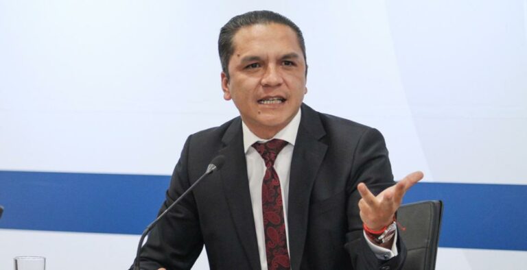 Wilman Terán presenta acción de protección contra Lasso