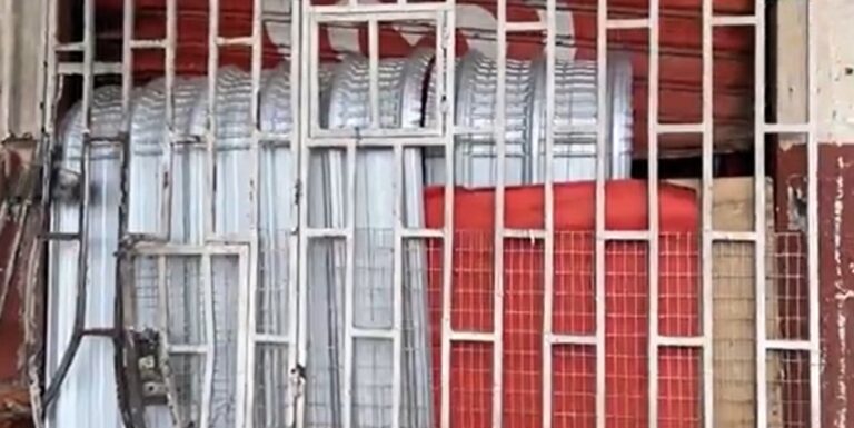 Atentado con bomba en una tienda local en Guayaquil