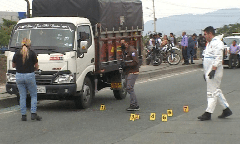 Balean a pequeño comerciante al norte de Guayaquil