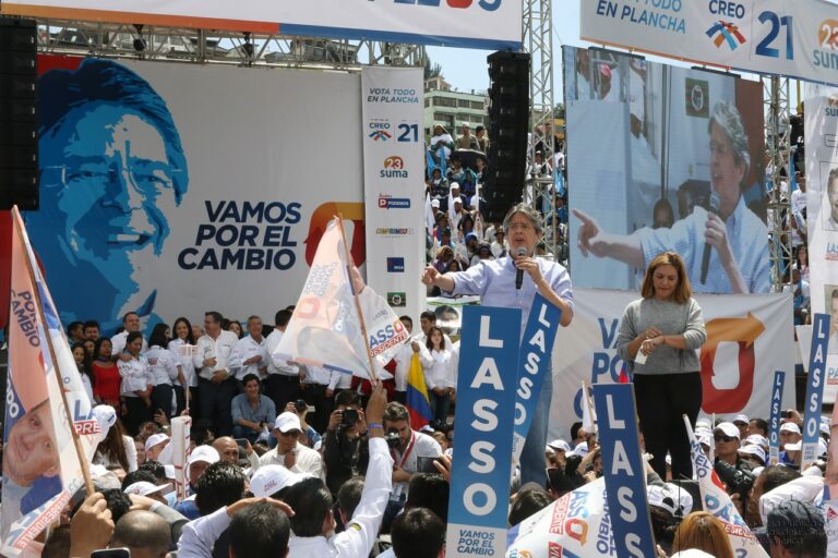 Subgerente de Celec da instrucciones para la asistencia de marchas obligadas