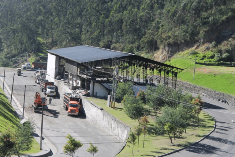 Hallan cadáver en el exbotadero de Zámbiza, en Quito