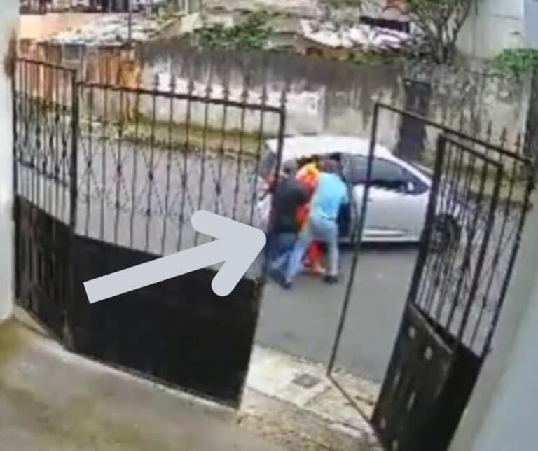 Video capta secuestro de una mujer, en Santo Domingo