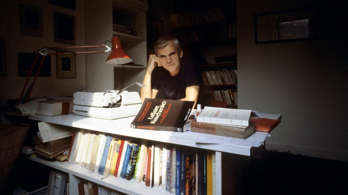 Milan Kundera. Foto: (Francois Lochon/Gamma-Rapho/Getty)