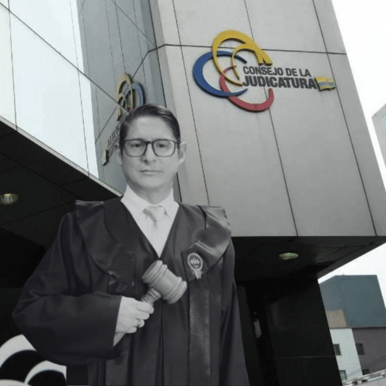 Judicatura destituye a juez solo con dos votos a favor