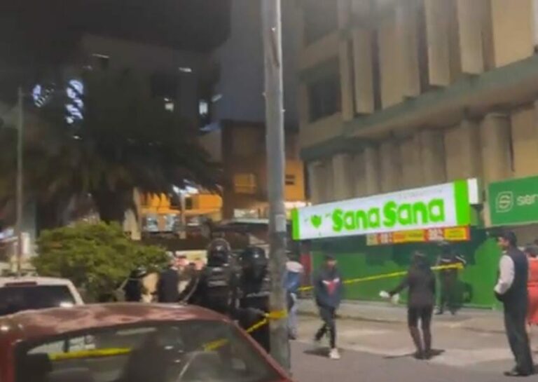Detonan una bomba en la Clínica de la Mujer, donde estuvo Villavicencio