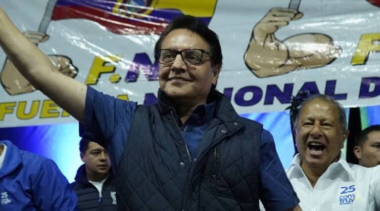 Familia de Villavicencio presentará una denuncia contra Lasso