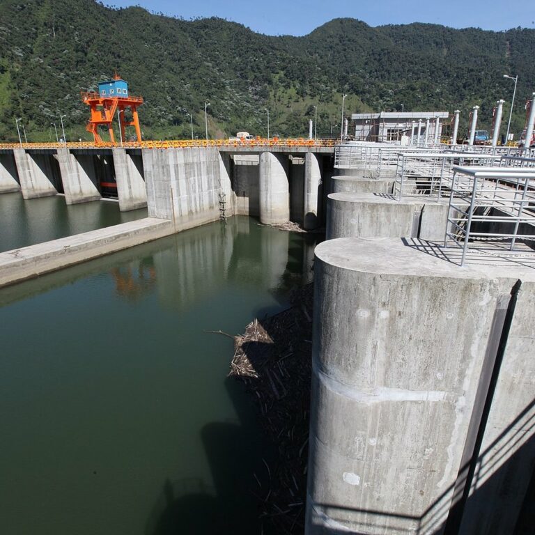 Coca Codo Sinclair, la obra que evita el colapso de la crisis energética