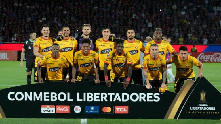 Euforia futbolera: Cinco equipos ecuatorianos listos para brillar en la Copa Libertadores 2024