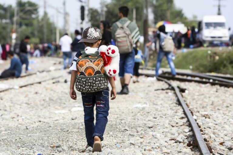 Más de 100 menores de edad migran irregularmente a México sin compañía