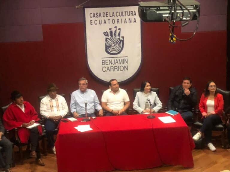 La izquierda inicia diálogos para una unidad de cara al 2025