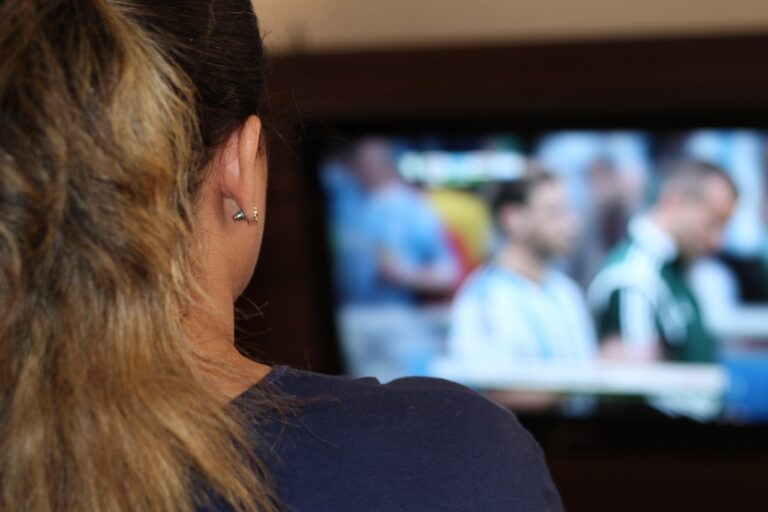 Televisión pagada en terapia intensiva: Ecuador pierde 400 suscriptores al día